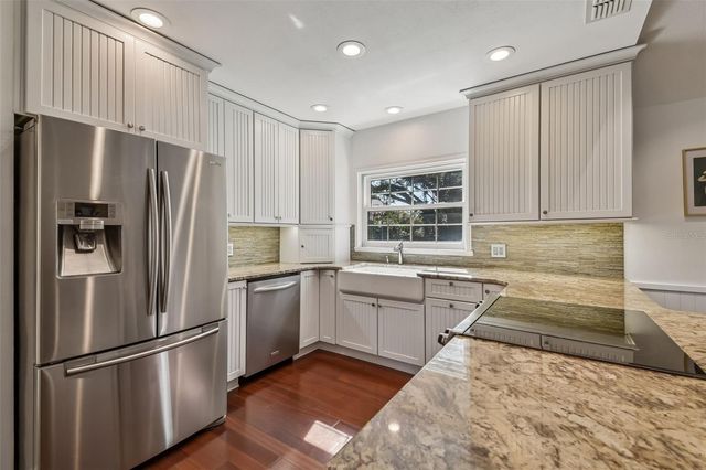 2816 FAIRWAY VIEW DRIVE, Valrico, FL 33596