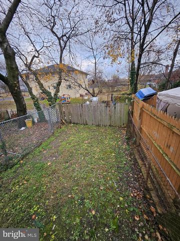 324 MARY ST, Trenton, NJ 08610