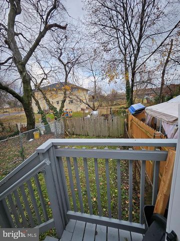 324 MARY ST, Trenton, NJ 08610