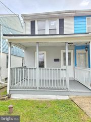 324 MARY ST, Trenton, NJ 08610