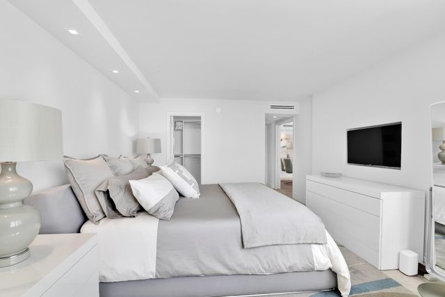 550 S Ocean Boulevard 1004, Boca Raton, FL 33432