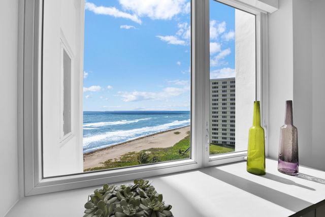 550 S Ocean Boulevard 1004, Boca Raton, FL 33432