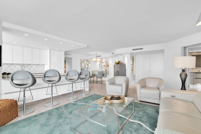 550 S Ocean Boulevard 1004, Boca Raton, FL 33432