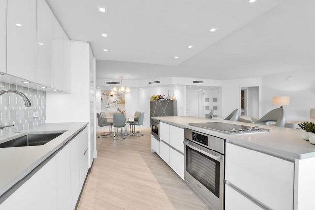 550 S Ocean Boulevard 1004, Boca Raton, FL 33432