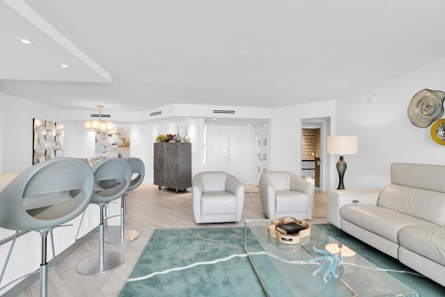 550 S Ocean Boulevard 1004, Boca Raton, FL 33432