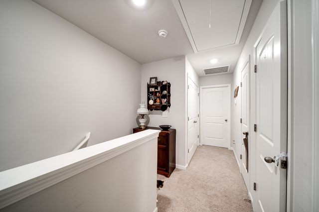 701 Dallas Dr, Columbia, TN 38401