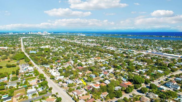 832 Lytle Street, West Palm Beach, FL 33405