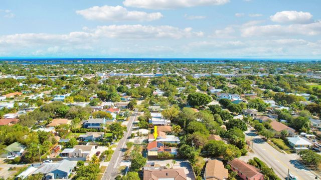 832 Lytle Street, West Palm Beach, FL 33405