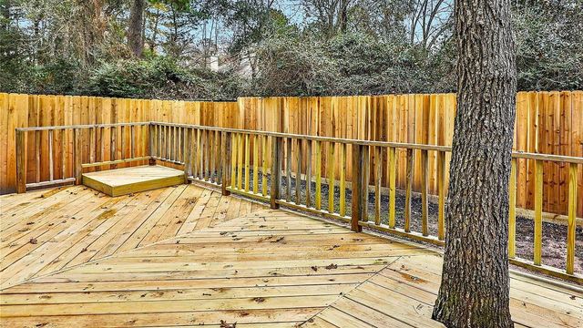 230 S Walden Elms Circle, The Woodlands, TX 77382