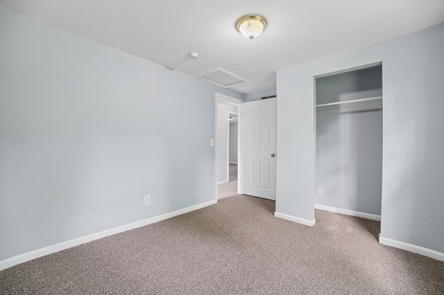 27547 Powers Street, Westland, MI 48186