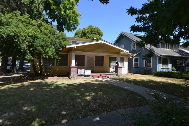 132 Hackberry Ave, Modesto, CA 95354