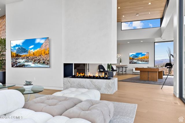 2031 E Pinnacle Drive, Other City - Utah, UT 84790