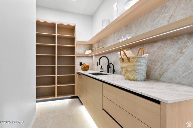 2031 E Pinnacle Drive, Other City - Utah, UT 84790