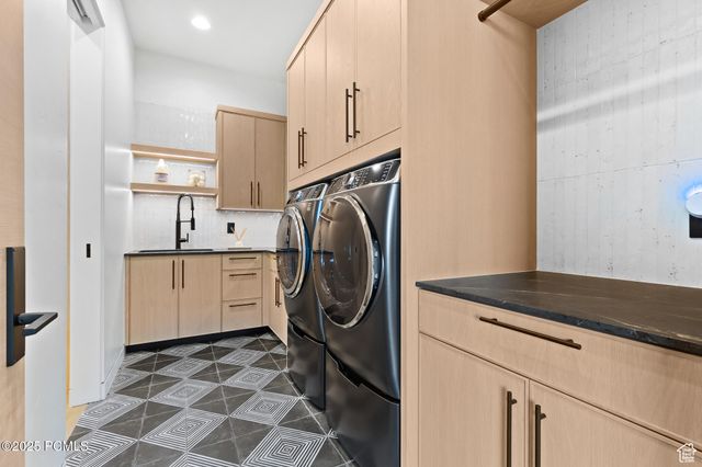 2031 E Pinnacle Drive, Other City - Utah, UT 84790