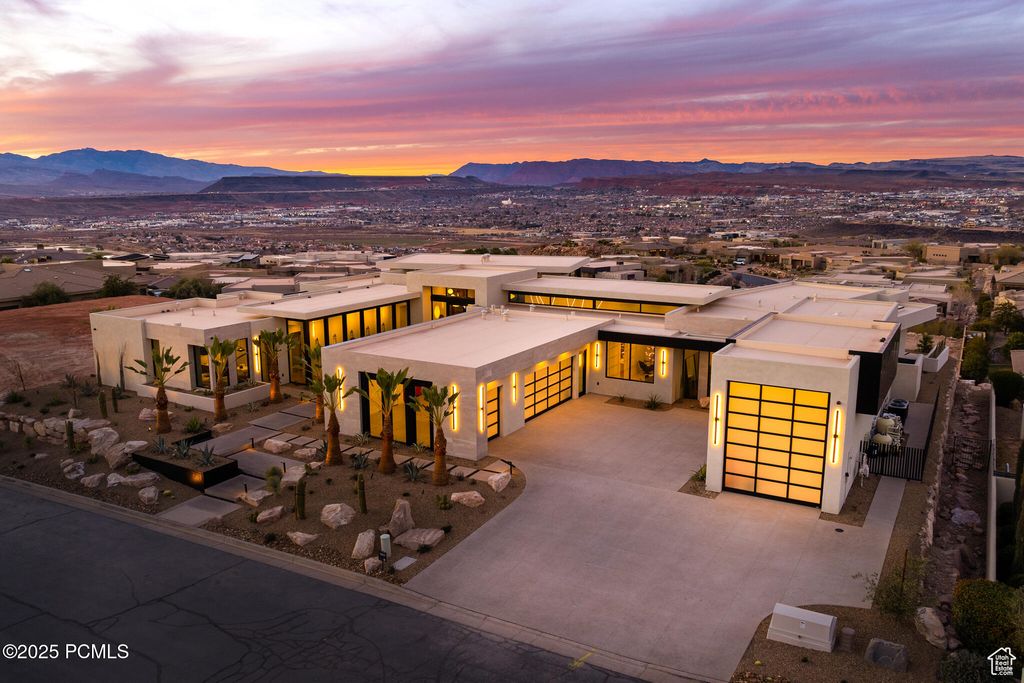 2031 E Pinnacle Drive, Other City - Utah, UT 84790