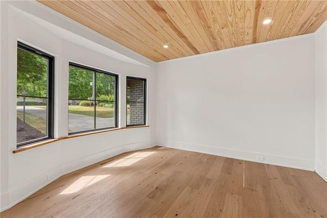 1125 Lake Charles Drive, Roswell, GA 30075