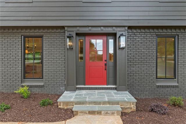 1125 Lake Charles Drive, Roswell, GA 30075