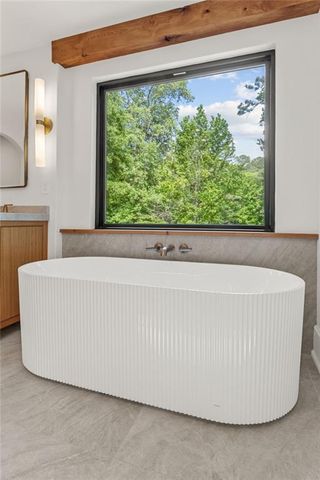 1125 Lake Charles Drive, Roswell, GA 30075