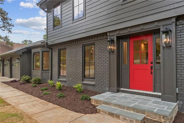 1125 Lake Charles Drive, Roswell, GA 30075