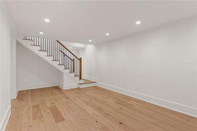 1125 Lake Charles Drive, Roswell, GA 30075