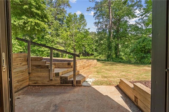 1125 Lake Charles Drive, Roswell, GA 30075
