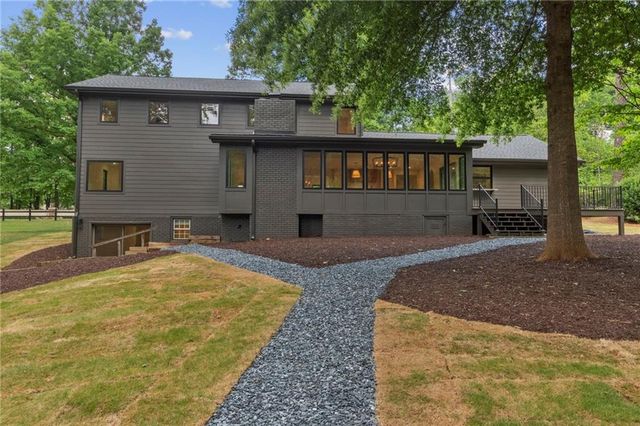 1125 Lake Charles Drive, Roswell, GA 30075