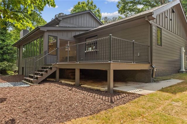 1125 Lake Charles Drive, Roswell, GA 30075