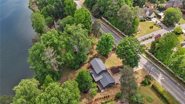 1125 Lake Charles Drive, Roswell, GA 30075