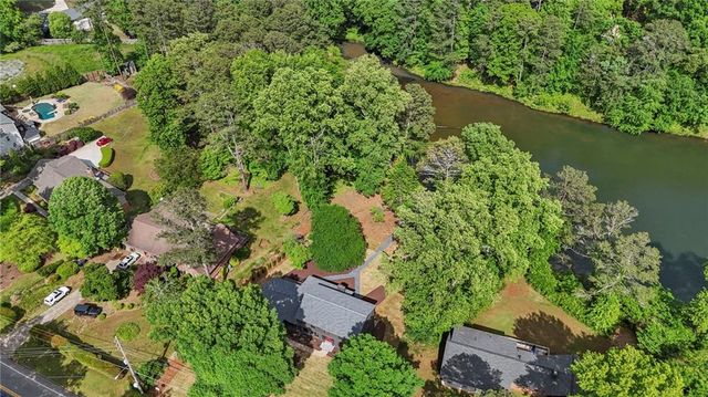 1125 Lake Charles Drive, Roswell, GA 30075