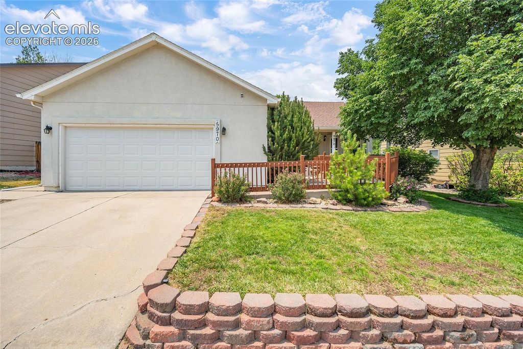 5970 Fescue Drive, Colorado Springs, CO 80923 — exterior