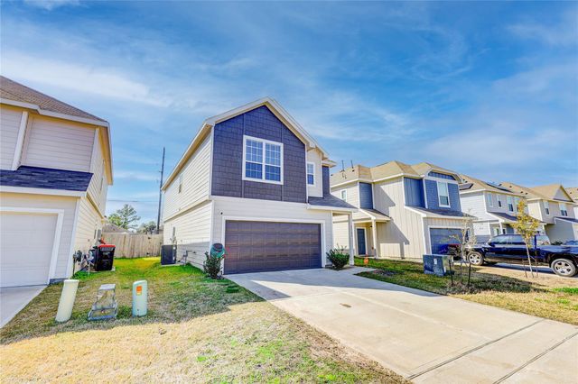 22103 Regal Heights Lane, Houston, TX 77073