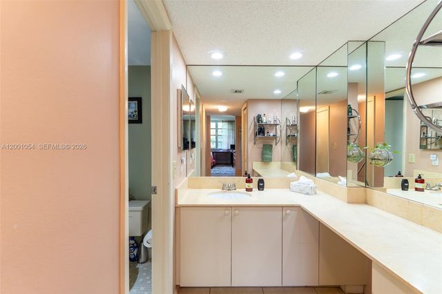 4221 W Palm Aire Drive 203, Pompano Beach, FL 33069
