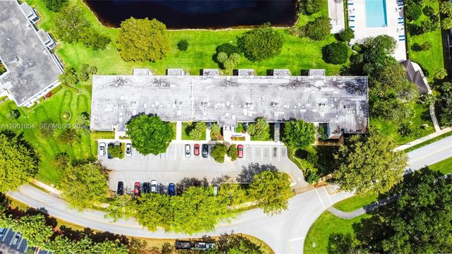 4221 W Palm Aire Drive 203, Pompano Beach, FL 33069