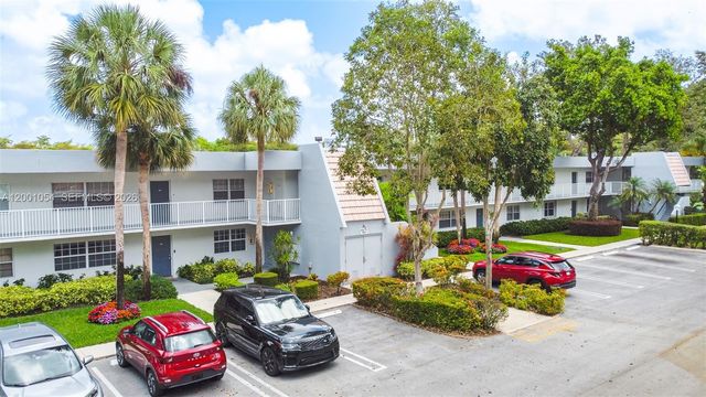 4221 W Palm Aire Drive 203, Pompano Beach, FL 33069