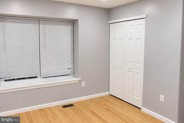 4 SPRUCE CT, Newtown, PA 18940
