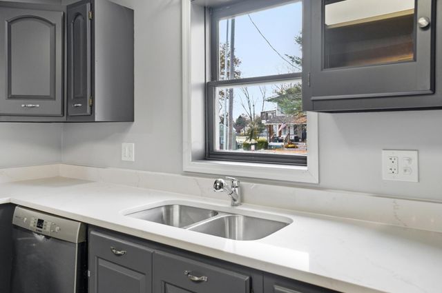 220 N Wagner Avenue, Baltimore, OH 43105