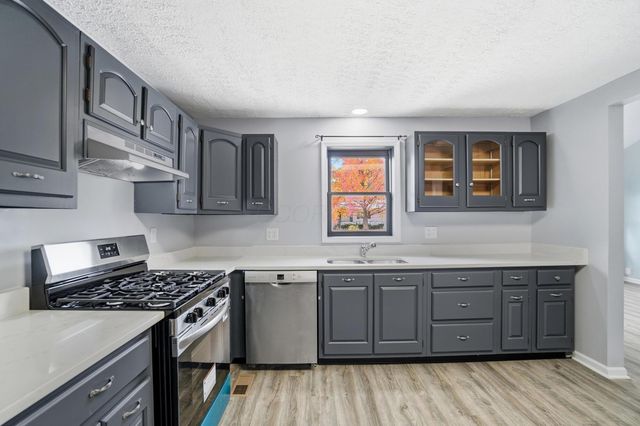 220 N Wagner Avenue, Baltimore, OH 43105