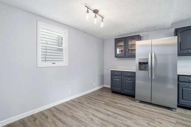 220 N Wagner Avenue, Baltimore, OH 43105