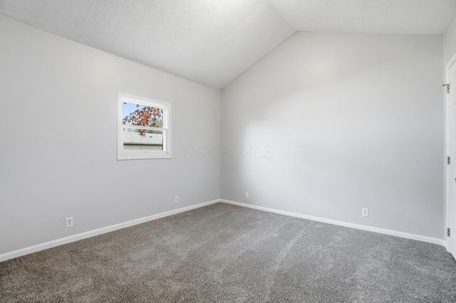 220 N Wagner Avenue, Baltimore, OH 43105