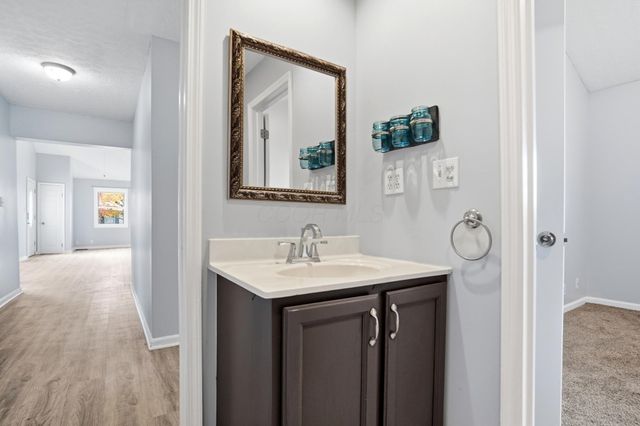 220 N Wagner Avenue, Baltimore, OH 43105