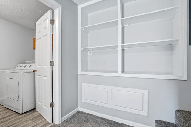 220 N Wagner Avenue, Baltimore, OH 43105