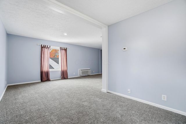 220 N Wagner Avenue, Baltimore, OH 43105