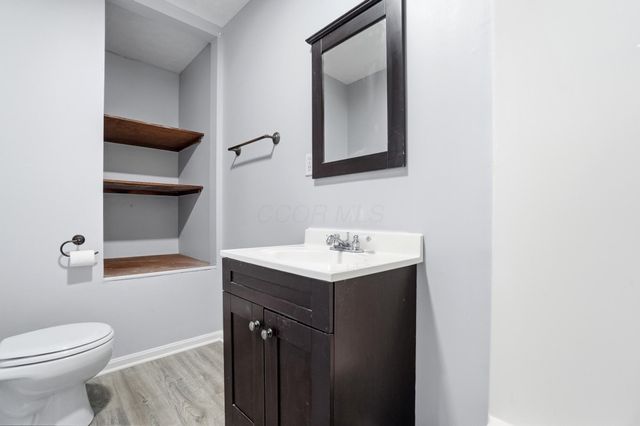 220 N Wagner Avenue, Baltimore, OH 43105