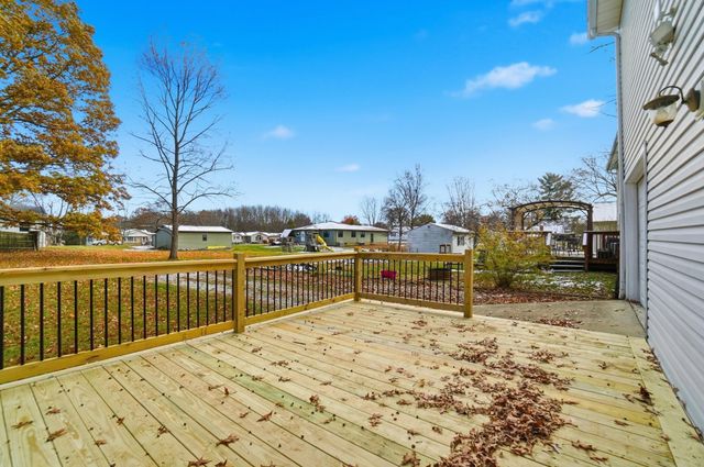 220 N Wagner Avenue, Baltimore, OH 43105