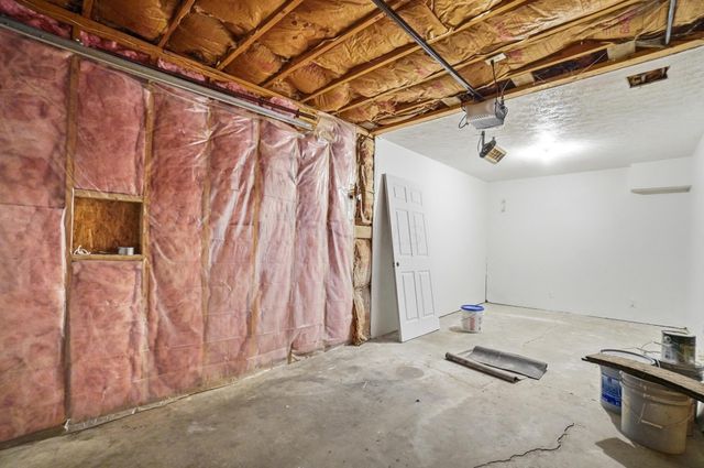 220 N Wagner Avenue, Baltimore, OH 43105