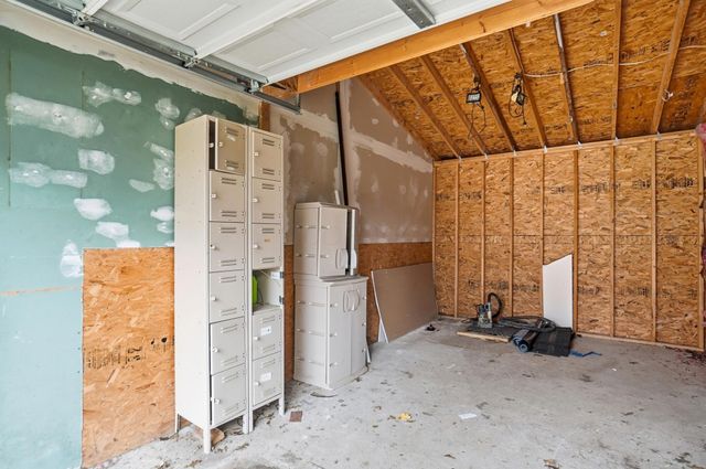 220 N Wagner Avenue, Baltimore, OH 43105