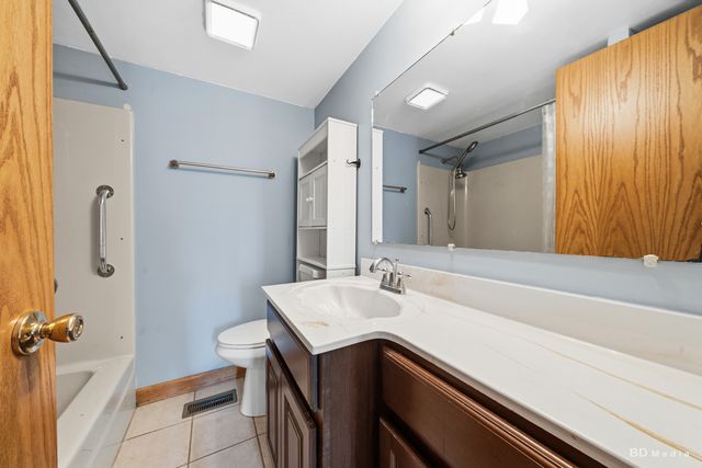 16807 81st Avenue 1S, Tinley Park, IL 60477