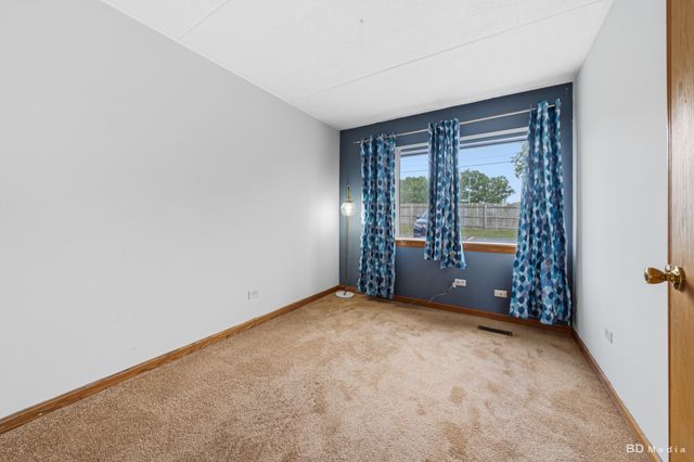 16807 81st Avenue 1S, Tinley Park, IL 60477