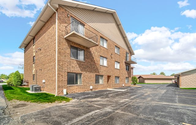 16807 81st Avenue 1S, Tinley Park, IL 60477