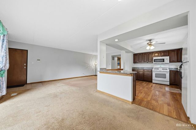 16807 81st Avenue 1S, Tinley Park, IL 60477